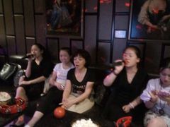-多佐KTV(北京富力广场购物中心店)