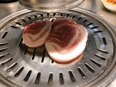 五花肉-韩聚屋韩国烤肉餐厅(新北万达店)