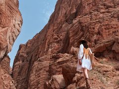 -天山神秘大峡谷