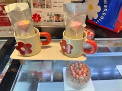 -花花卷卷·鲜食蛋糕(静安久光百货店)