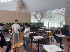 -麦当劳(鄂尔多斯机场店)