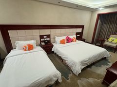 -兴芮温泉度假区