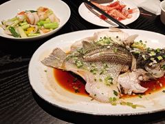 -鲜璟台·地标景观餐厅(上海中心店)