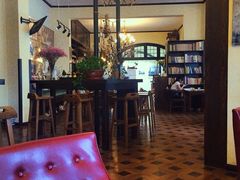 良友书坊-良友书坊(安徽路店)