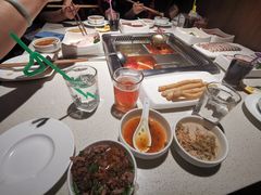 -海底捞火锅鲜切牛肉主题店(长寿路店)