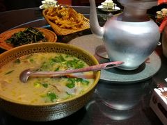 -昆虫窝子·特色云南菜(拓东路总店)