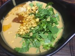 -乐山串串香老火锅(鼓楼店)
