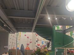 -绿壁虎攀岩基地(Tcar店)