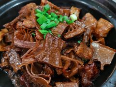 农家干笋炒肉丝-临街徽菜馆·正宗黄山味