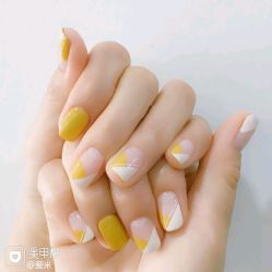 -Pink You美甲洗眉纹绣定制中心