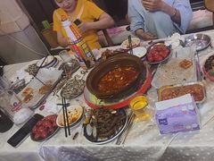 -海盗船. 龙虾烧烤. 酒馆