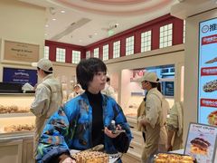 -HOT CRUSH趁热集合·现烤面包(环球港店)