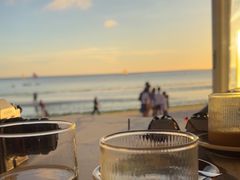 -The Sunny Side Cafe Station 1