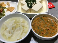 -海底捞火锅(凯德广场店)