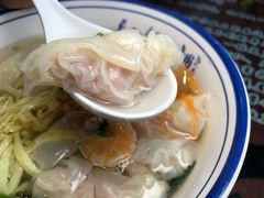 鲜肉馄饨-长人馄饨铺(解放街店)