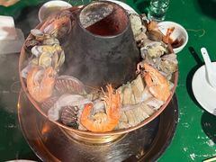 -一口猪海鲜浑锅·东北家常菜