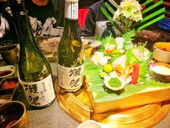 -铭牛烧肉·和牛海鲜自助(高新月牙湖店)