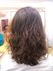 -E.L.K造型momopark店