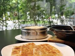 -铜锣湾·有麝自然香(渝北财富中心店)