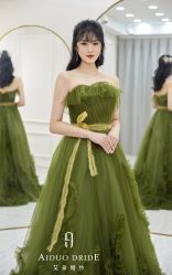 -艾朵婚纱