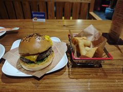 -学府公社餐酒吧(原中关村天堂店)