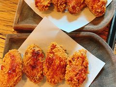 辣上瘾炸鸡翅套餐-I HOLIC艾豪丽披萨(KKone店)
