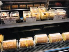 -红宝石·鲜奶小方·海派西点房(南丹店)
