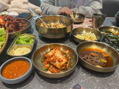 -草家酱蟹炭火烤肉店(珲春南路二店)