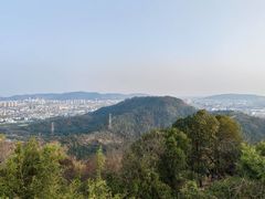 -灵岩山风景区