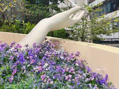 -中航城君尚购物中心