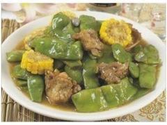 排骨炖油豆角-白天鹅家宴·东北菜