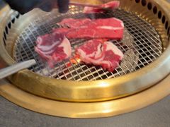 -铭牛烧肉·和牛海鲜自助(高新月牙湖店)