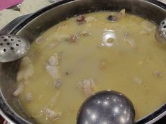 -侠成水上农庄(工业大道店)