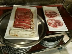 -韩聚屋韩国烤肉餐厅(新北万达店)