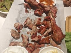 -小河公主秘制烤羊腿(小绿谷店)