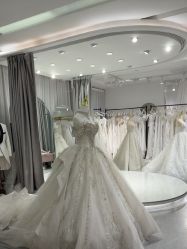 点击看大图 -LOVE SHINE婚纱·红鼎庄龙凤褂·妈妈装定制