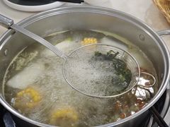 招牌牛杂汤底-三头牛·潮汕牛肉生蚝火锅 (夏湾店)