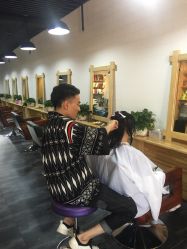 -明洞造型精品烫染
