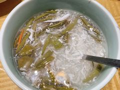 银鱼莼菜羹-鱼食饭稻·苏浙土菜17年老馆子(平江路店)