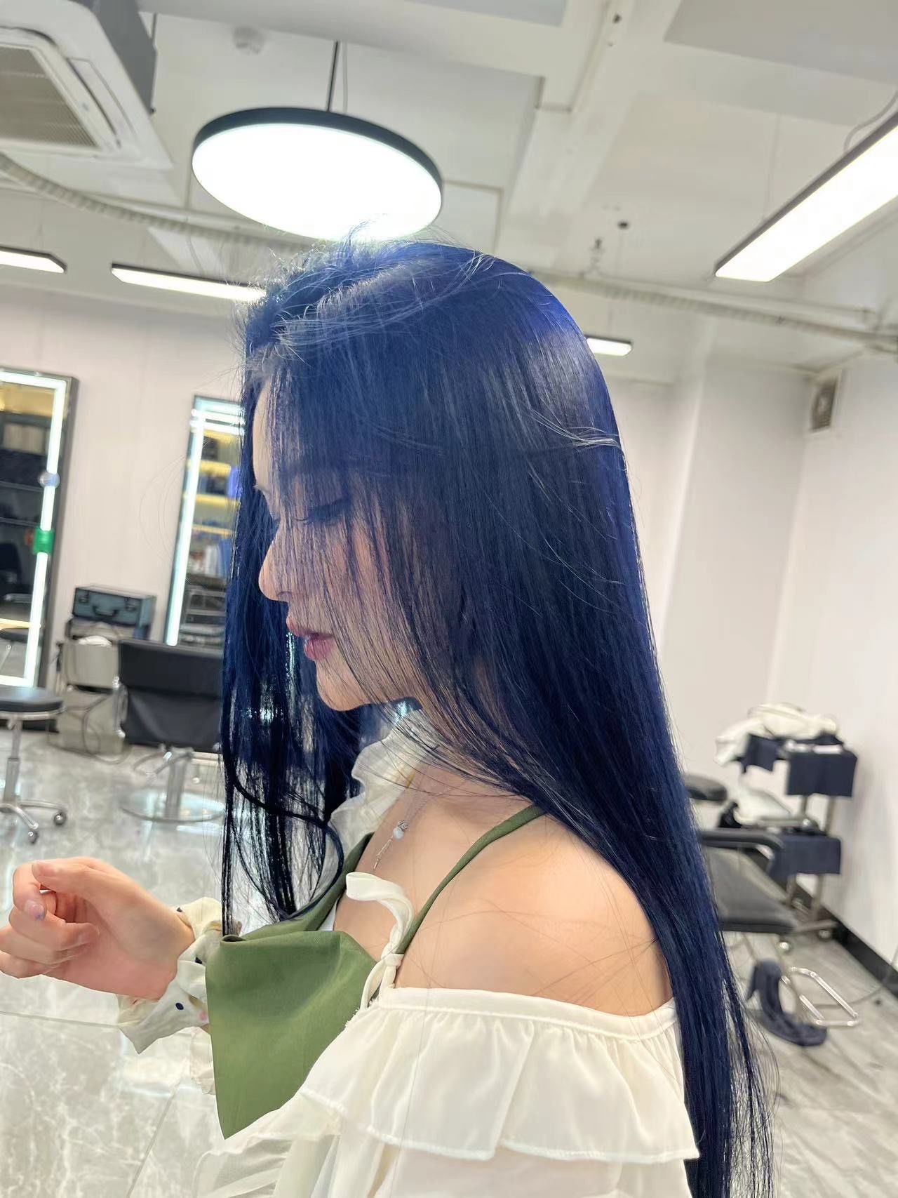 今日发色推荐:雾霾蓝