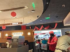 -左庭右院鲜牛肉火锅(金山万达店)