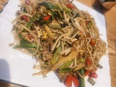 -牛八宝桂林米粉(八里庄店)
