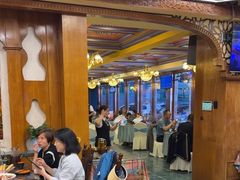-乡村馕坑肉·烧烤·新疆菜·本地人更爱吃(阿勒泰首店)