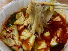 -二钢串叔麻辣烫(华龙大厦店)
