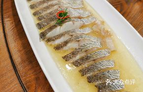 Golden Water-Bounced Rice Fish