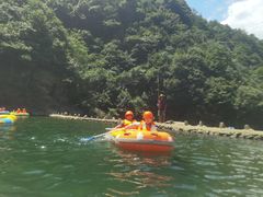 -安吉龙王山峡谷漂流