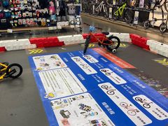 -迪卡侬(西华店)