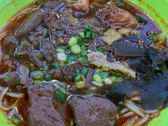 -八一路好吃街(雨田商务大厦店)