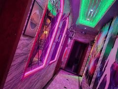 -路边边.炒菜烧烤.音乐餐厅(良乡长虹店)