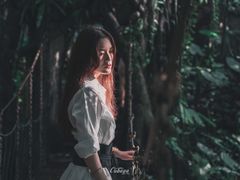 -青青世界